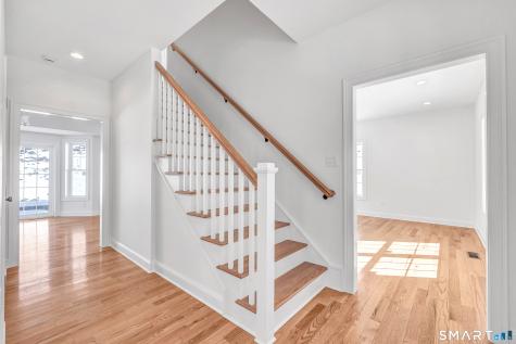 28 Hunting Ridge Road Middlebury CT 06762
