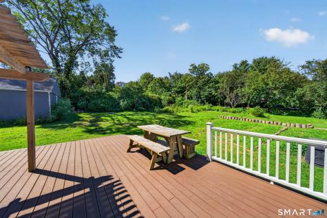 9 Rose Hill Road Branford CT 06405