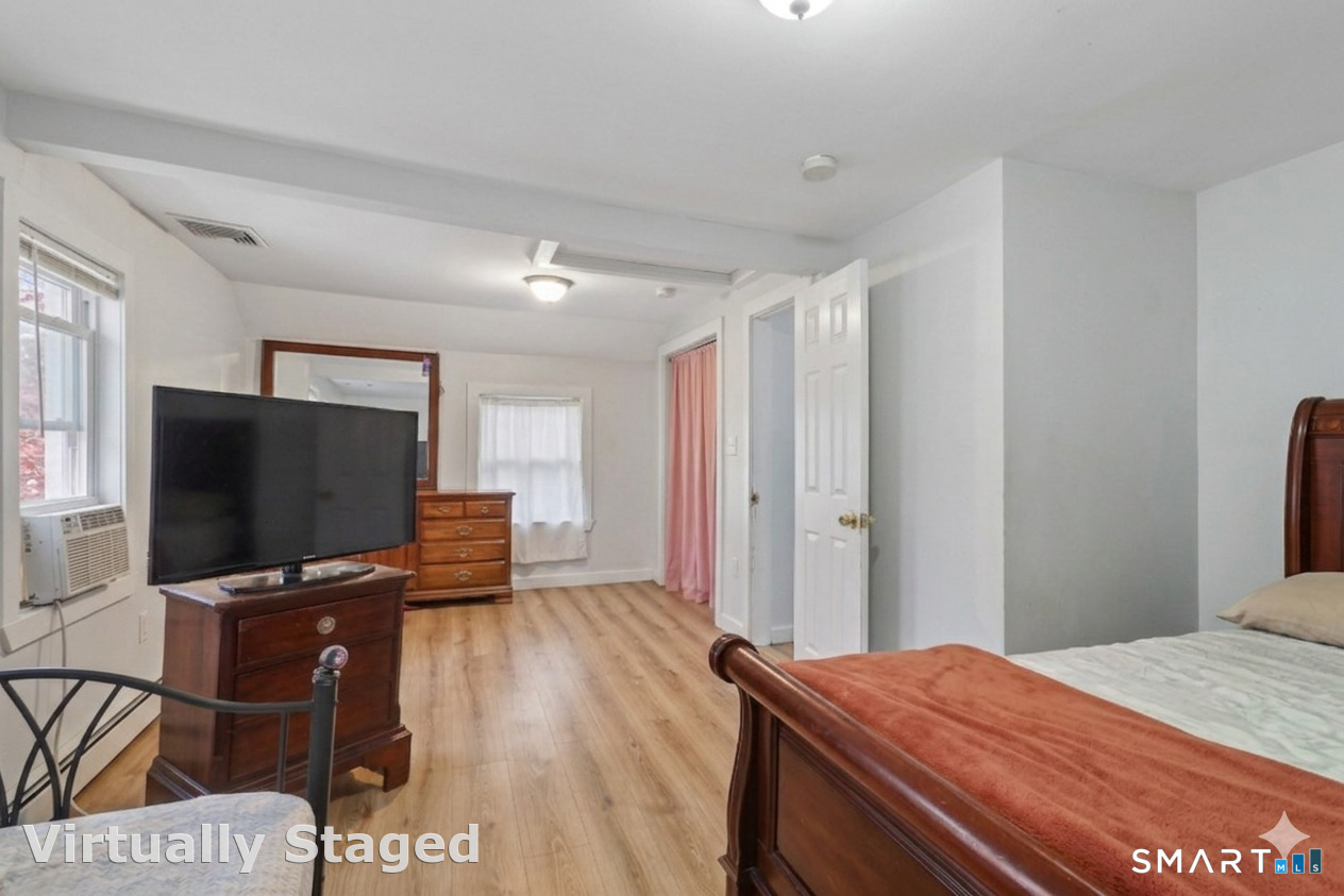 37 Manhan Street Waterbury CT 06710
