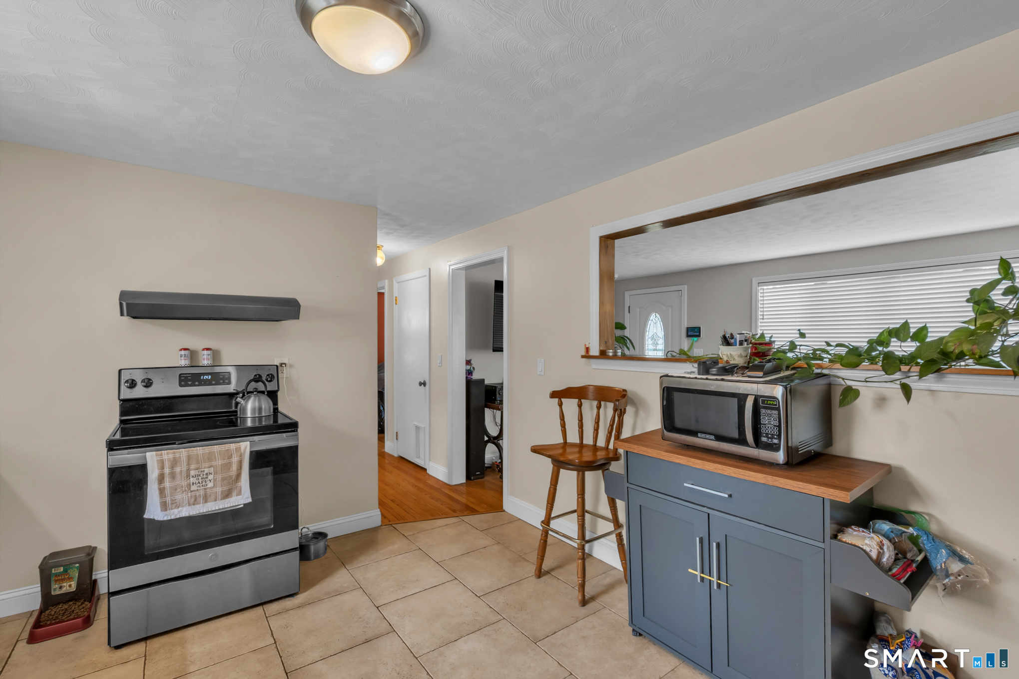 24 Montano Road Enfield CT 06082