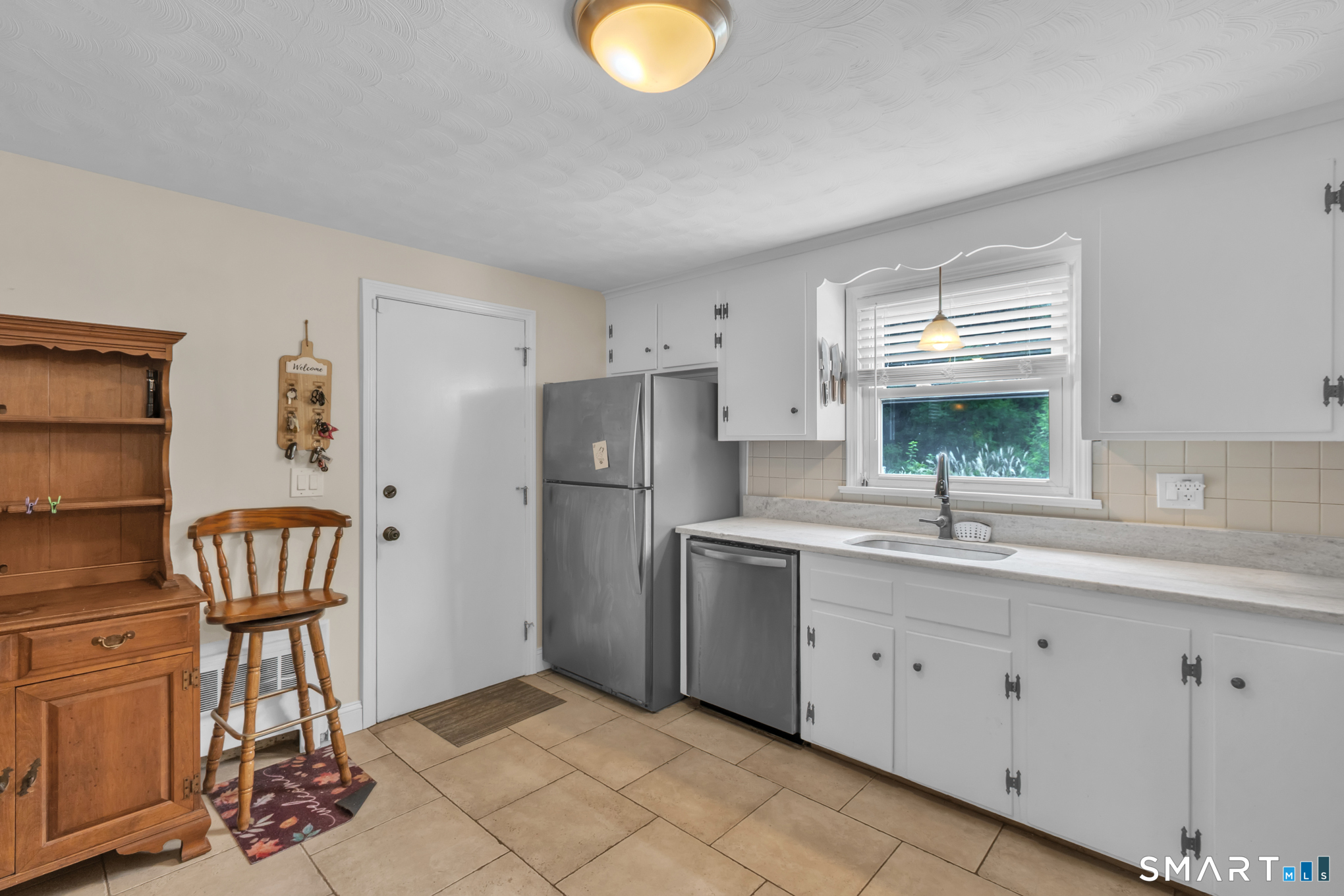 24 Montano Road Enfield CT 06082