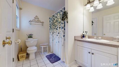 18 Amber Lane Milford CT 06460