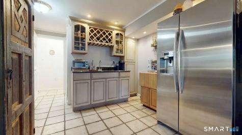 18 Amber Lane Milford CT 06460