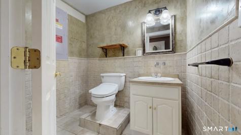 18 Amber Lane Milford CT 06460