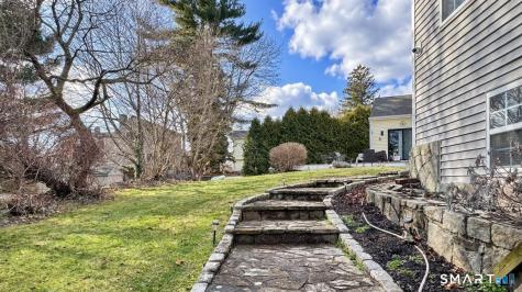 18 Amber Lane Milford CT 06460