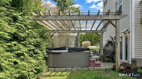 18 Amber Lane Milford CT 06460