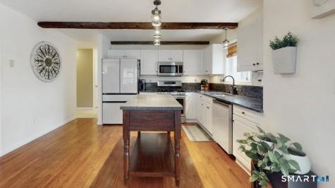 18 Amber Lane Milford CT 06460