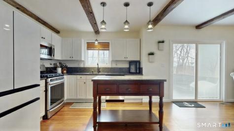 18 Amber Lane Milford CT 06460