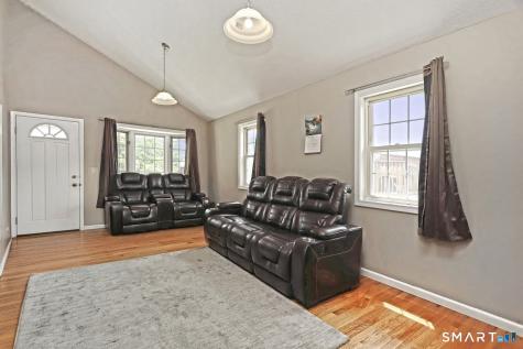 6 Francis Street Waterbury CT 06708