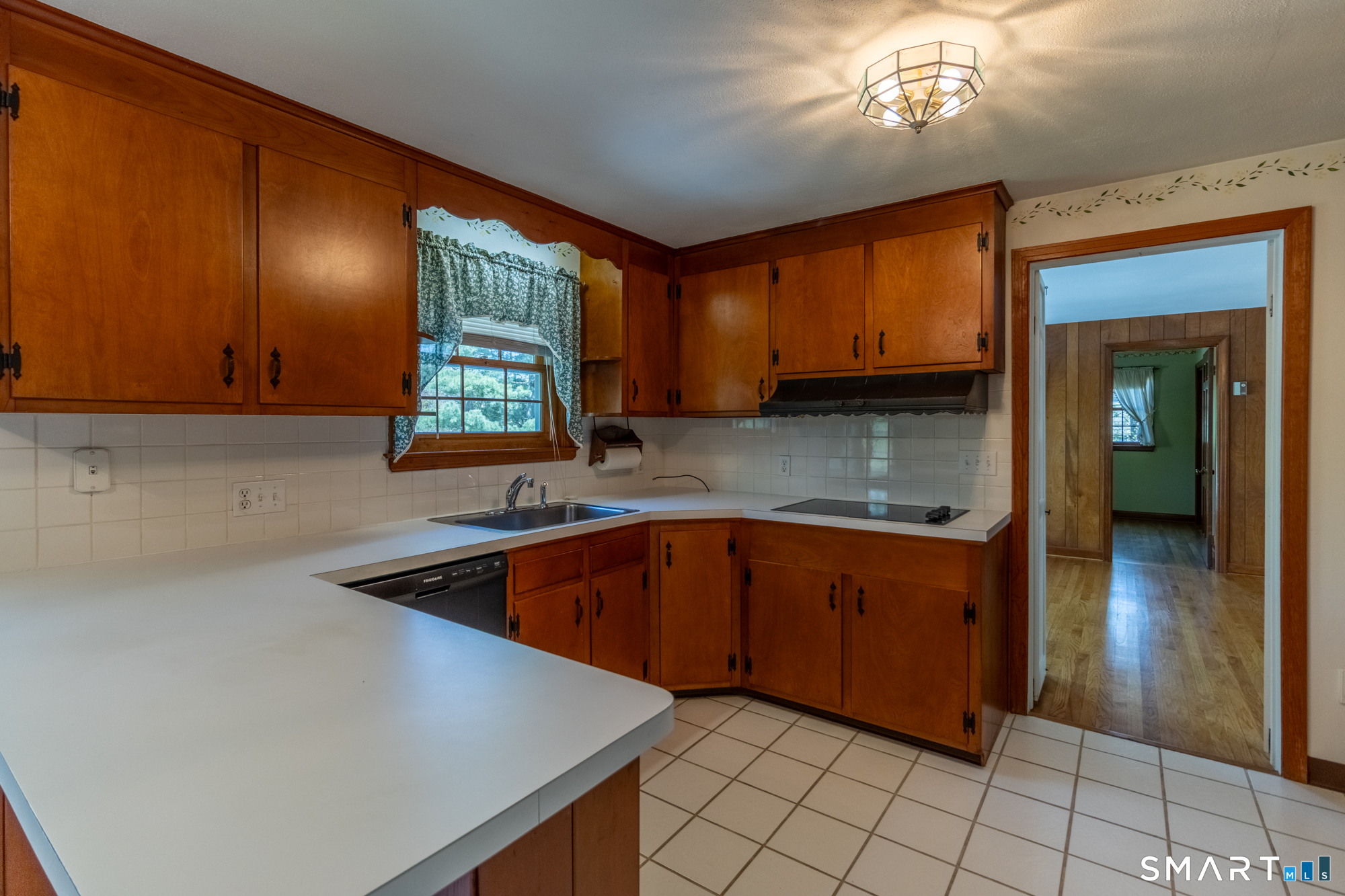 11 Hickory Lane Farmington CT 06032