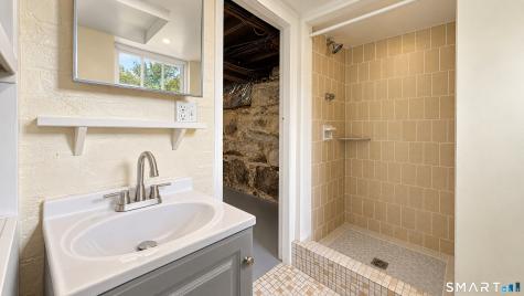 436 New Haven Avenue Derby CT 06418