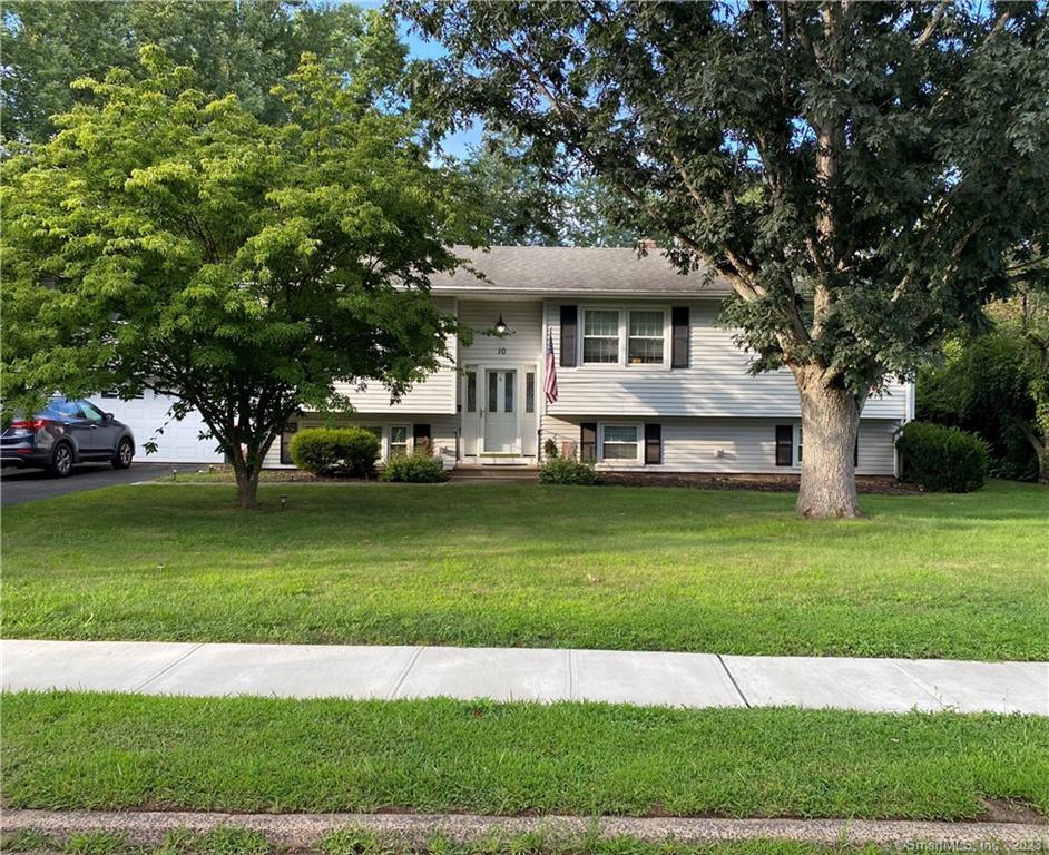 10 Brownstone Road Wallingford CT 06492