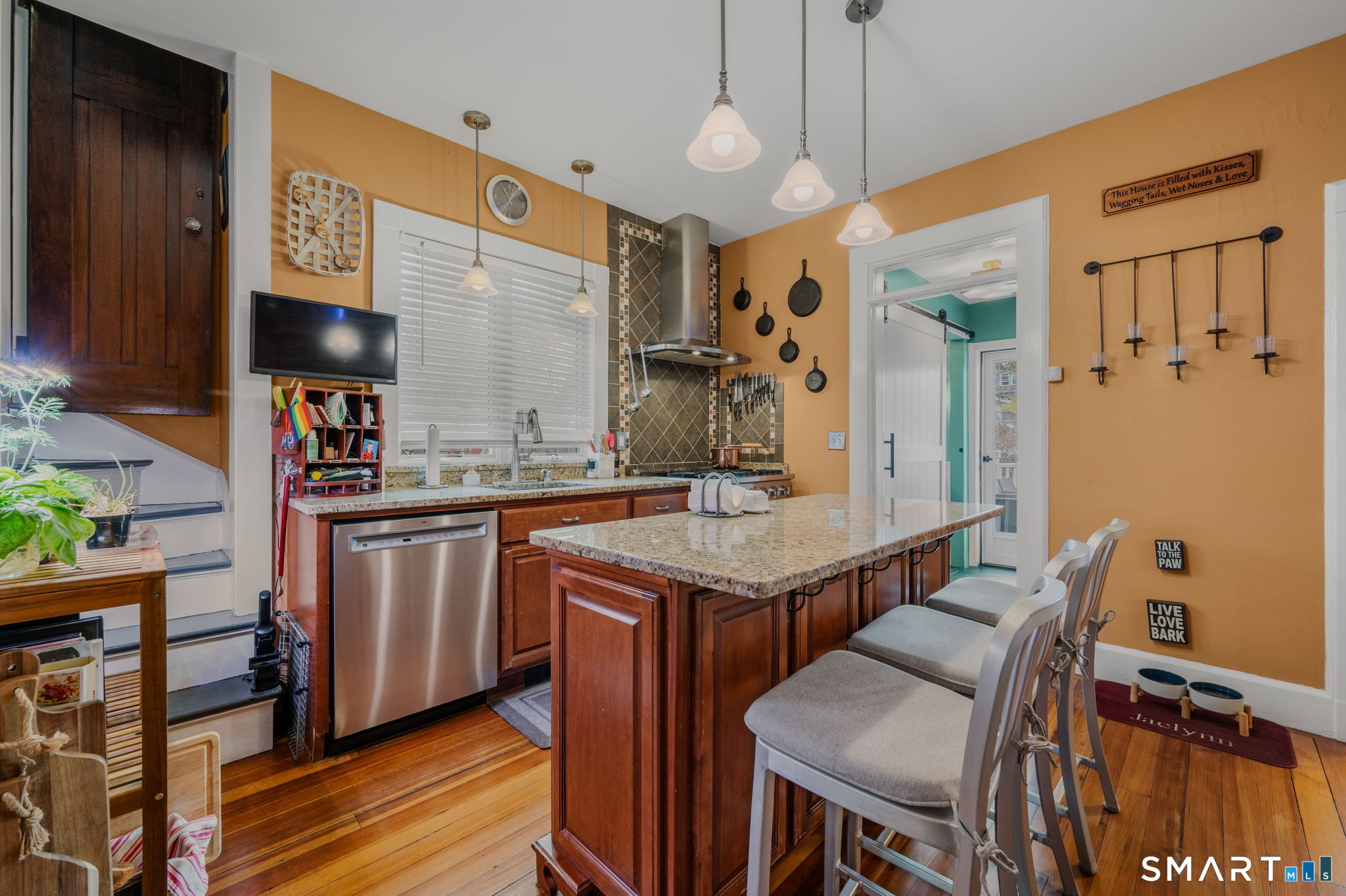 29 Bellevue Place New London CT 06320