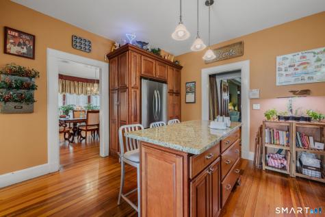 29 Bellevue Place New London CT 06320