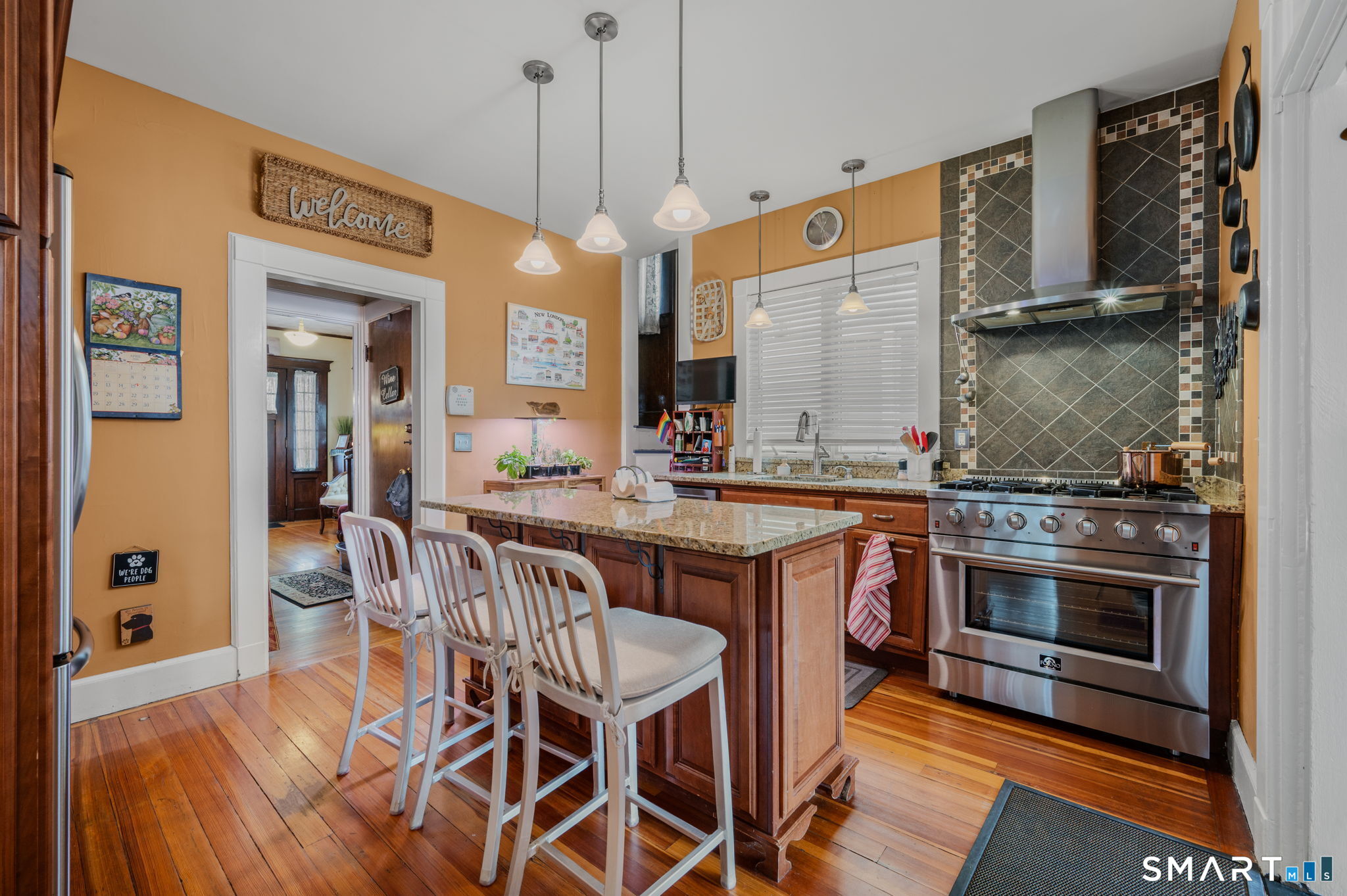 29 Bellevue Place New London CT 06320