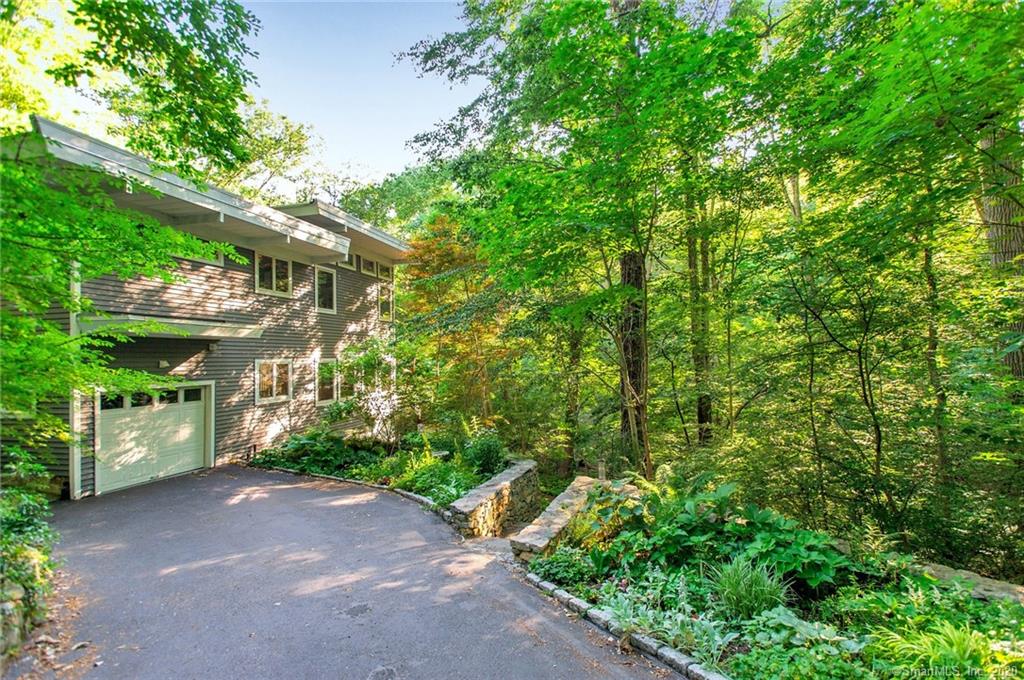 168 Thunder Hill Drive Stamford CT 06902