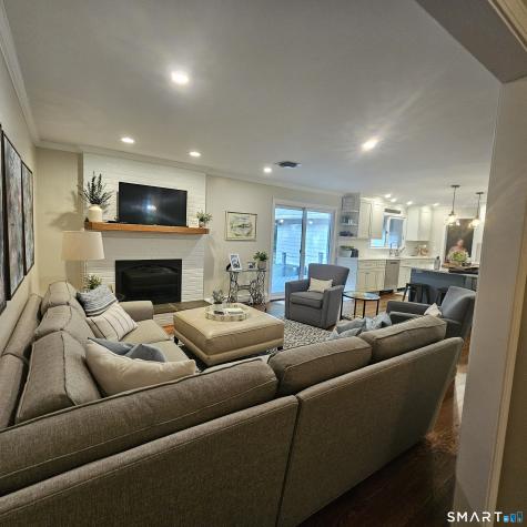 85 Canterbury Lane Trumbull CT 06611