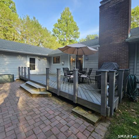 85 Canterbury Lane Trumbull CT 06611