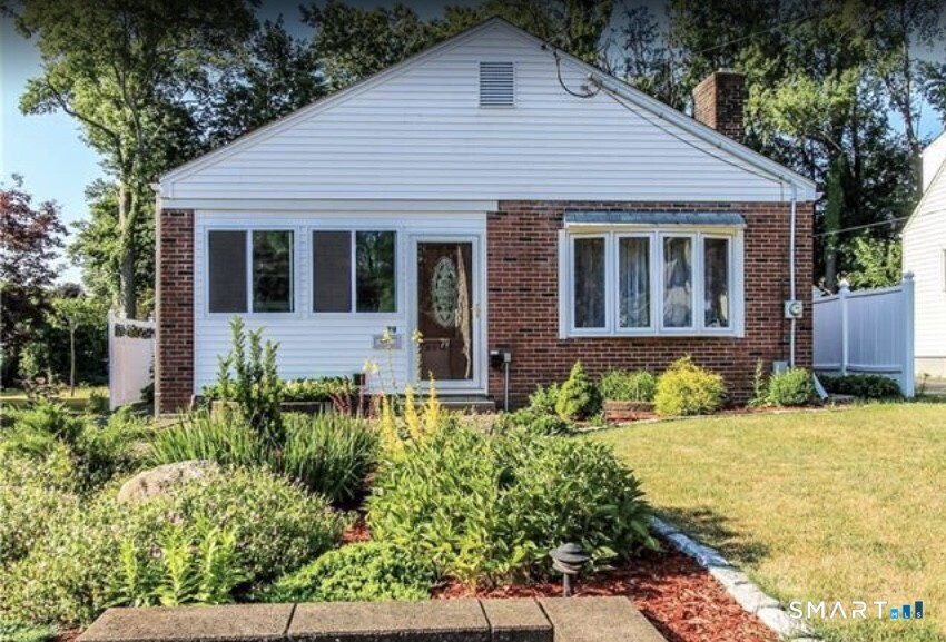 79 Piper Brook Avenue Newington CT 06111
