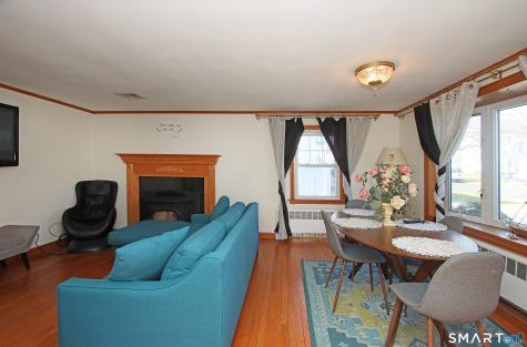 79 Piper Brook Avenue Newington CT 06111