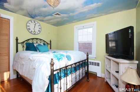 79 Piper Brook Avenue Newington CT 06111