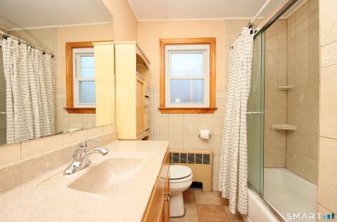 79 Piper Brook Avenue Newington CT 06111