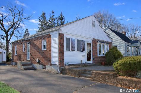 79 Piper Brook Avenue Newington CT 06111