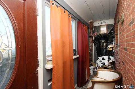 79 Piper Brook Avenue Newington CT 06111