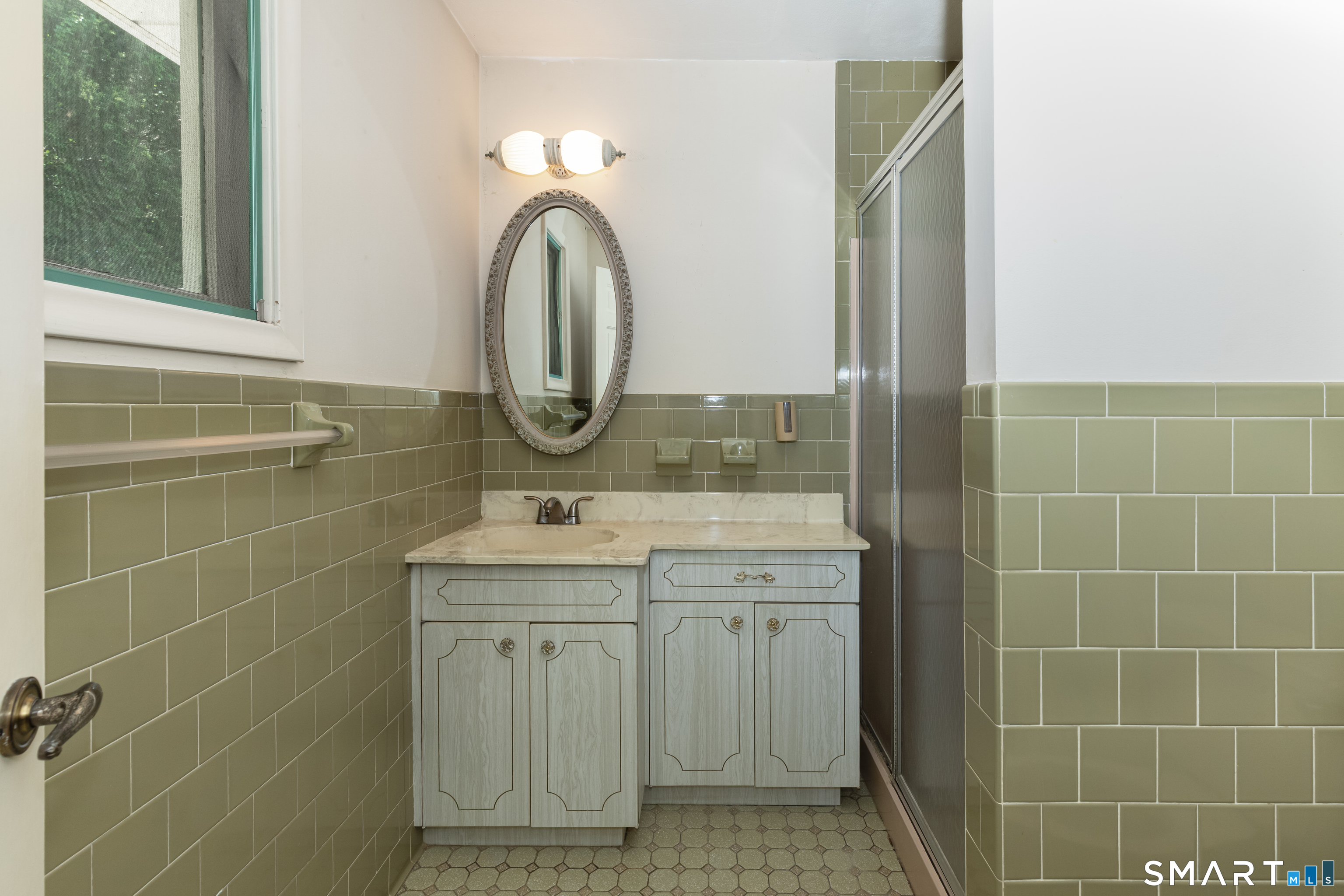 319 Maybrook Road Waterbury CT 06708