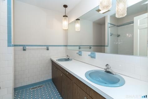 319 Maybrook Road Waterbury CT 06708