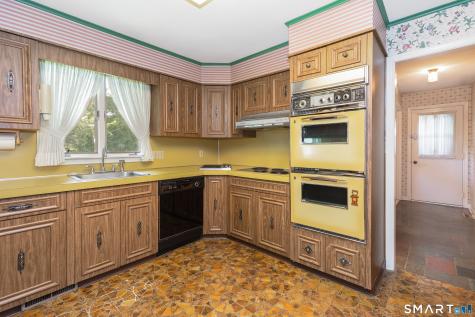 319 Maybrook Road Waterbury CT 06708