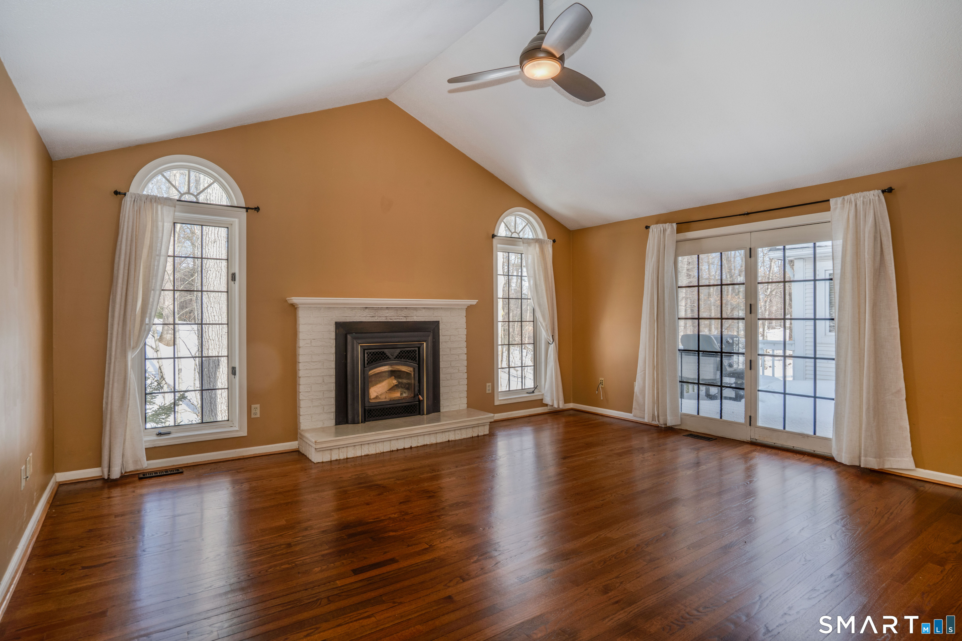 24 Mary Catherine Circle Windsor CT 06095