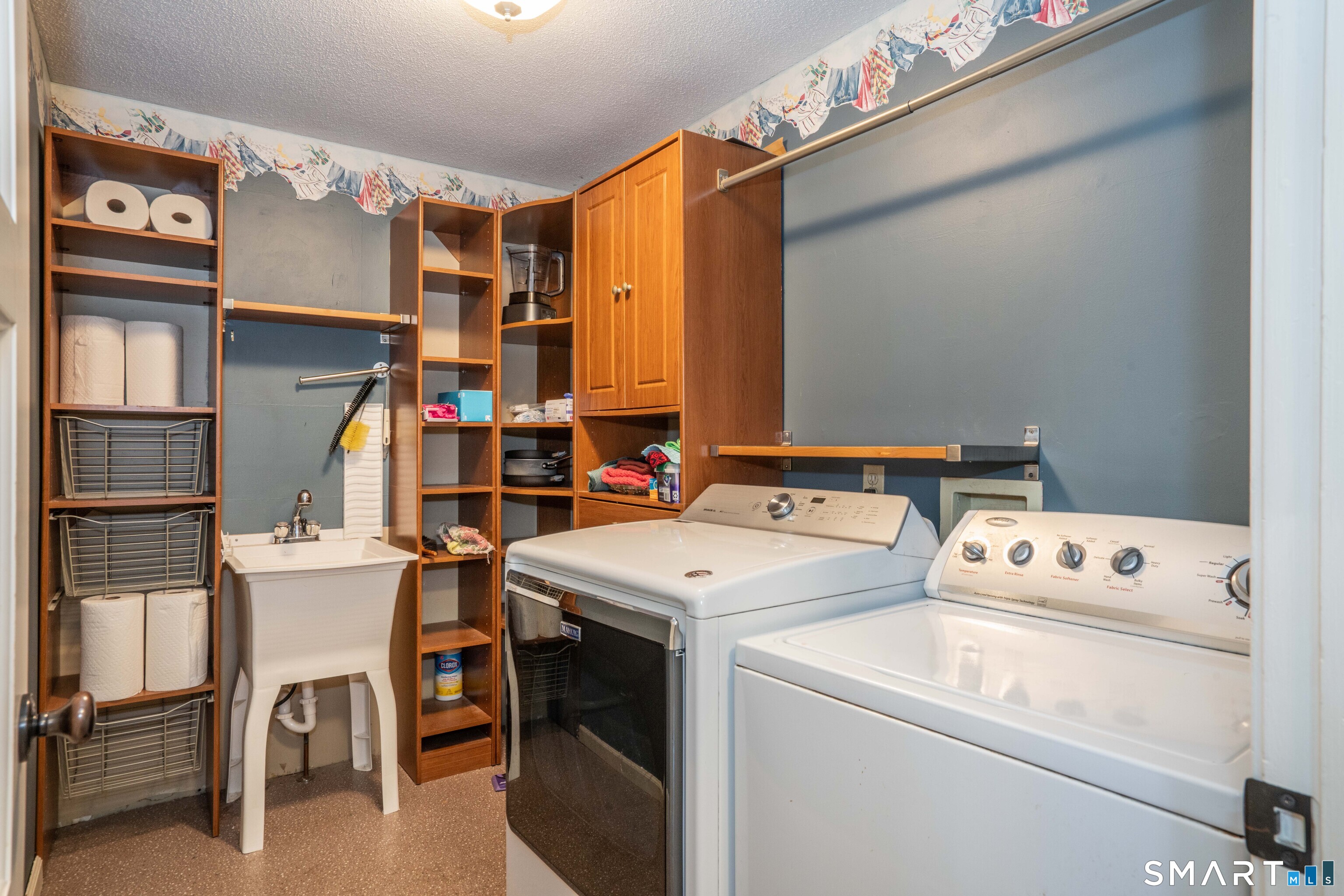 24 Mary Catherine Circle Windsor CT 06095