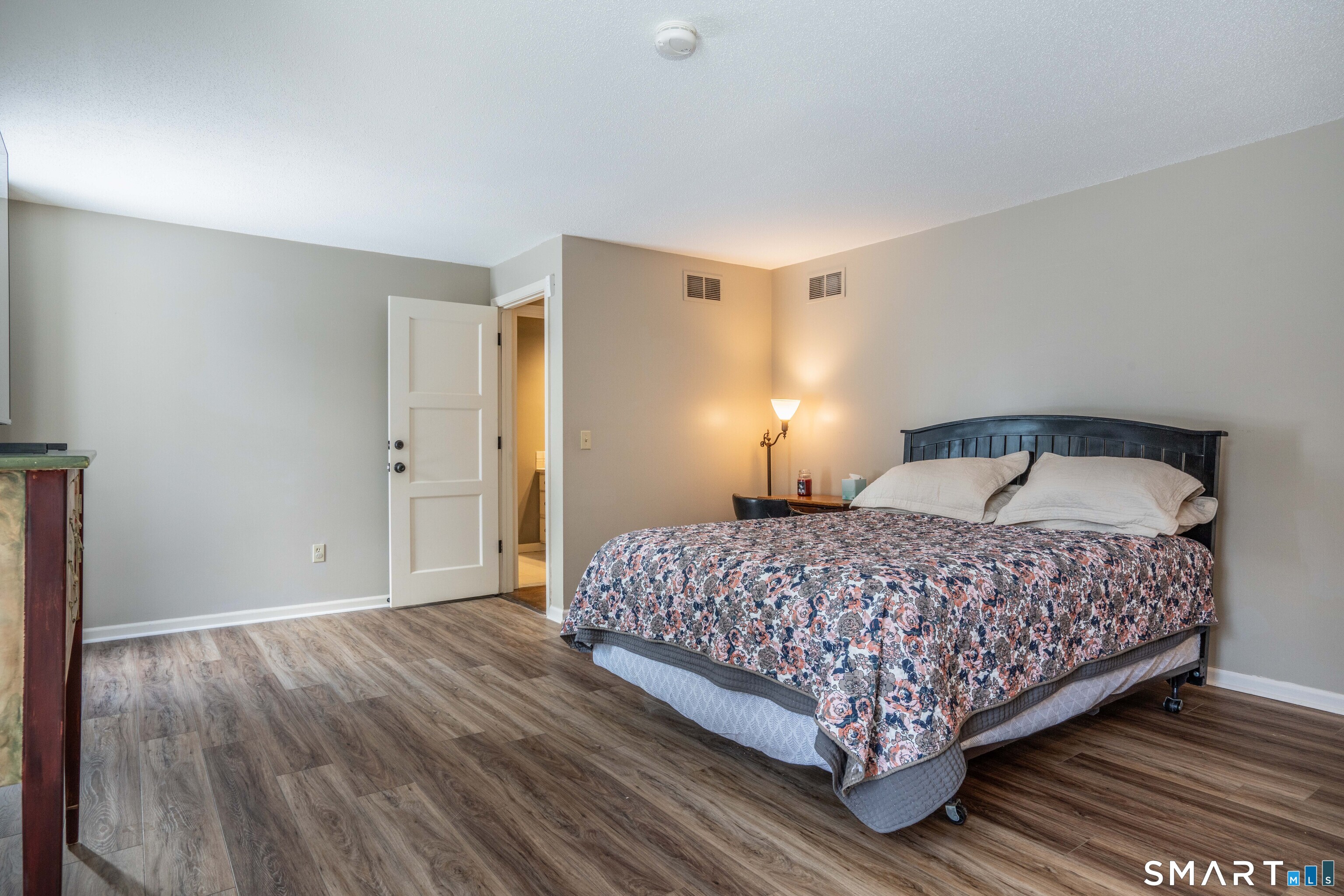 24 Mary Catherine Circle Windsor CT 06095