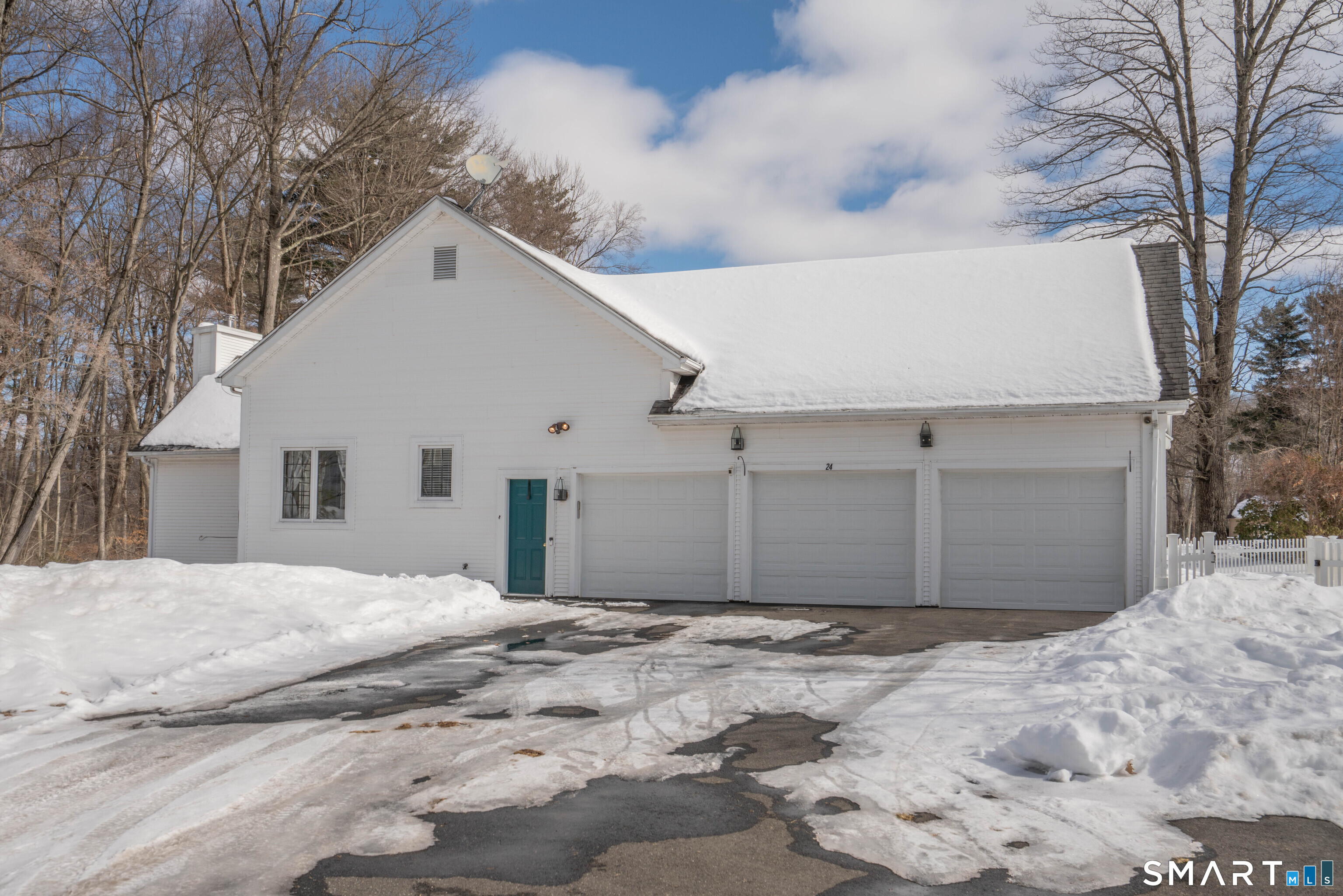 24 Mary Catherine Circle Windsor CT 06095