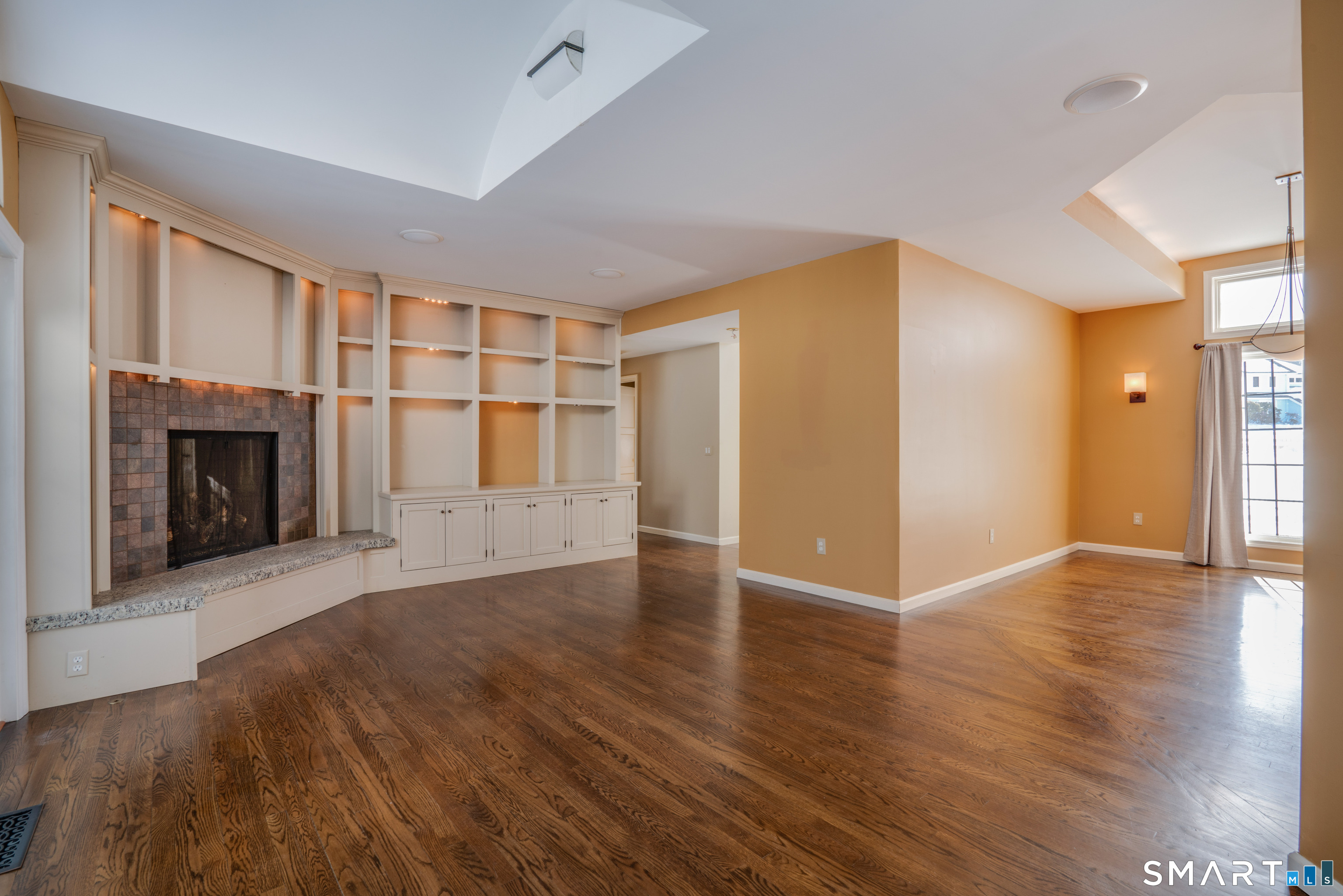 24 Mary Catherine Circle Windsor CT 06095