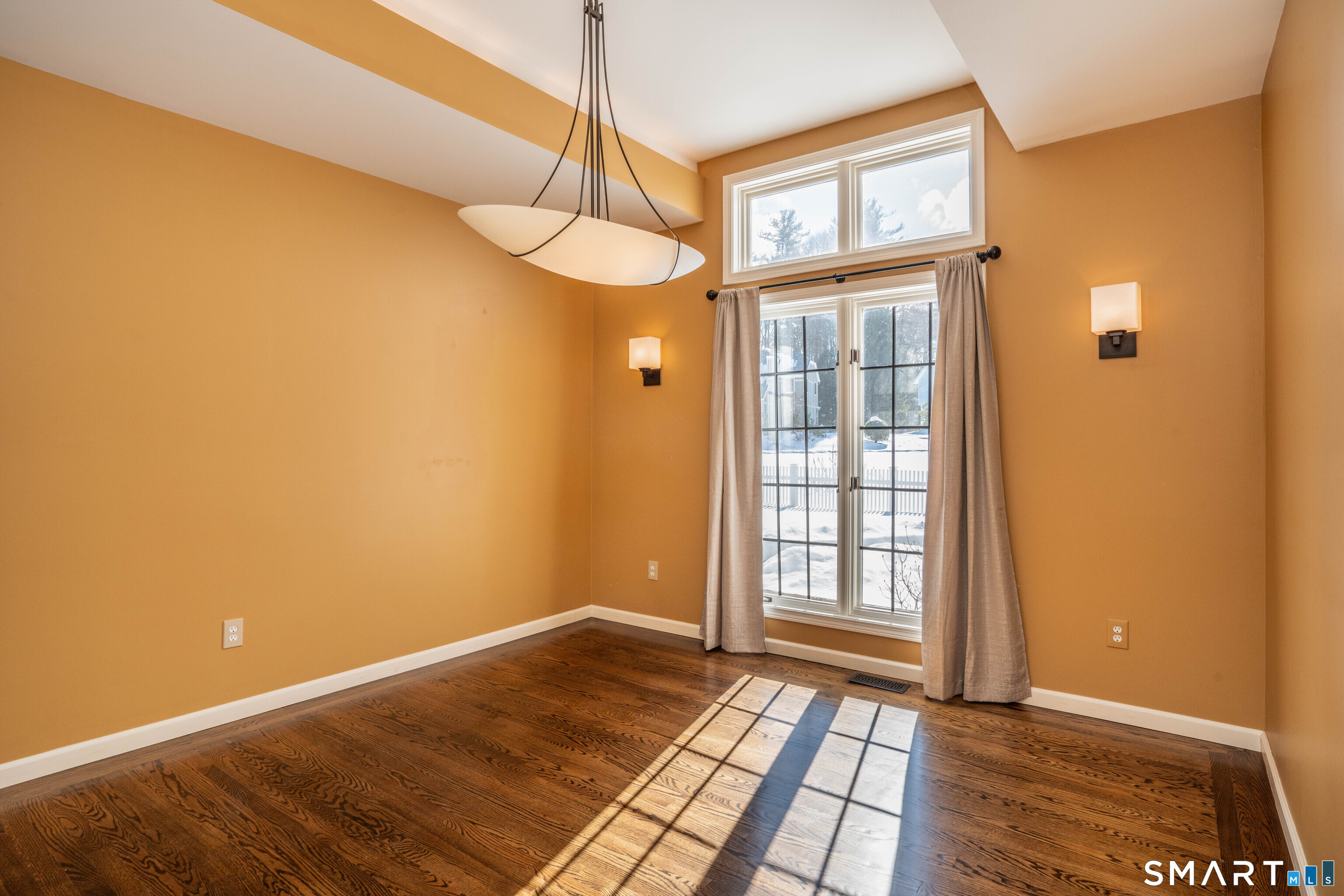 24 Mary Catherine Circle Windsor CT 06095