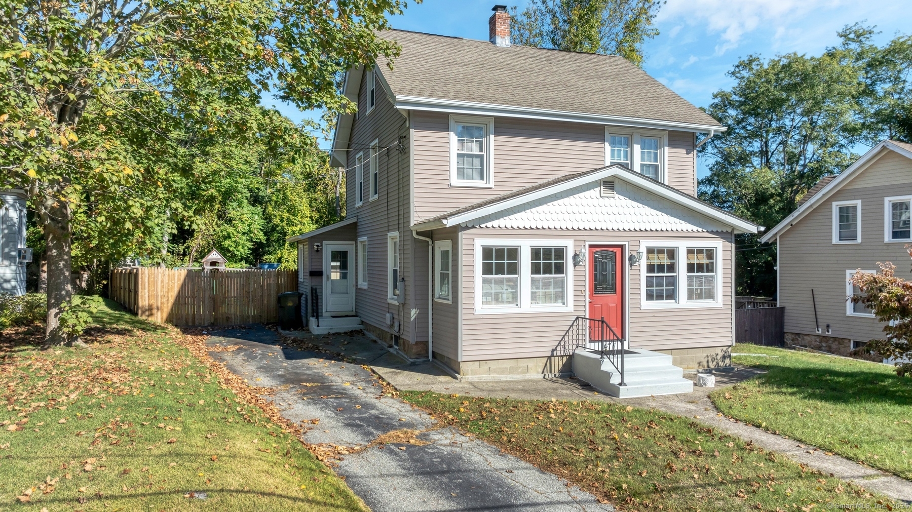 47 Phillips Street New London CT 06320