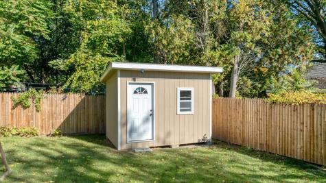 47 Phillips Street New London CT 06320