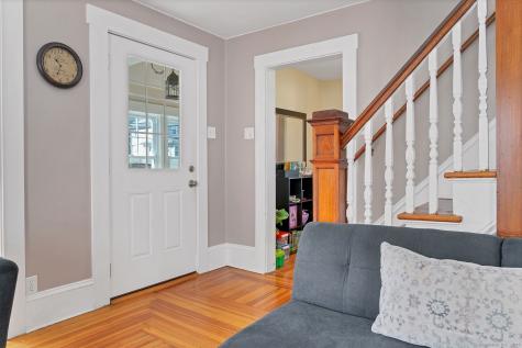 47 Phillips Street New London CT 06320