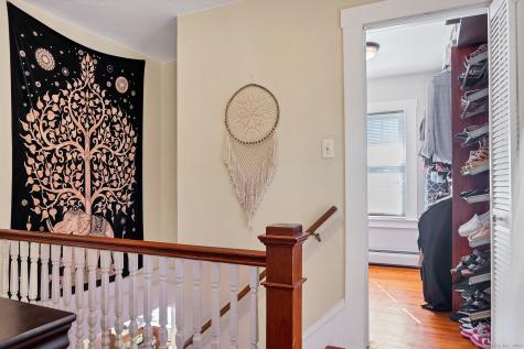 47 Phillips Street New London CT 06320