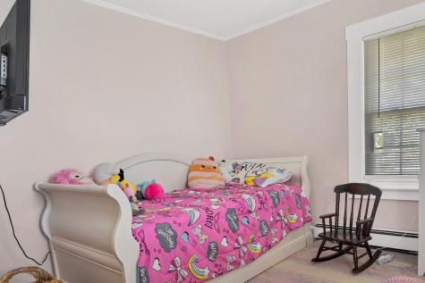 47 Phillips Street New London CT 06320