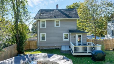 47 Phillips Street New London CT 06320