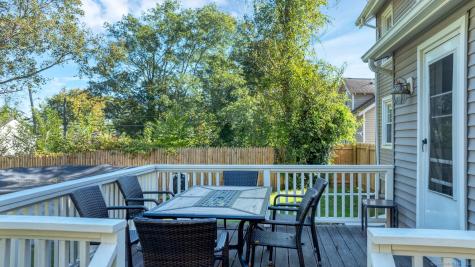 47 Phillips Street New London CT 06320