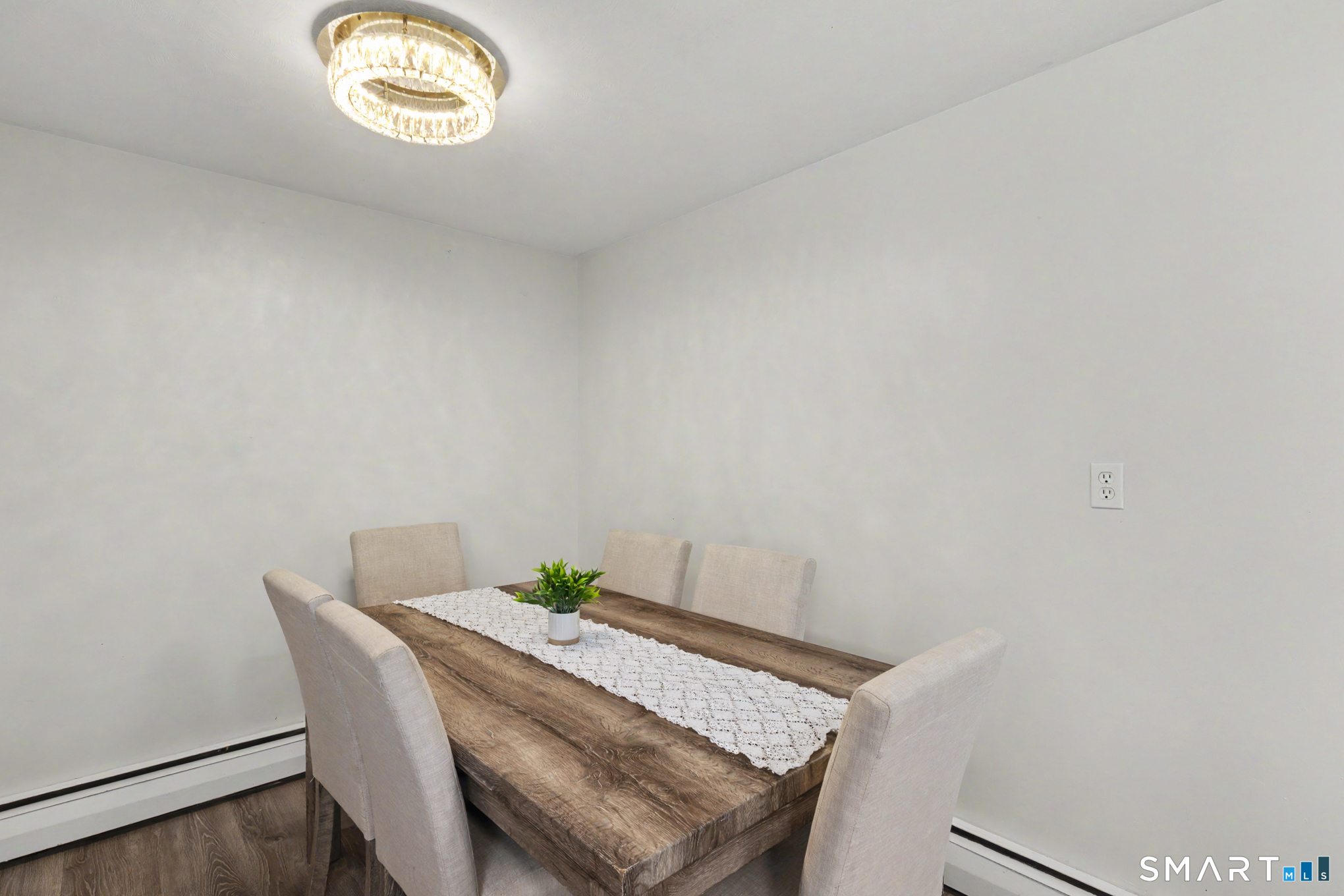26 Glenwood Street Enfield CT 06082