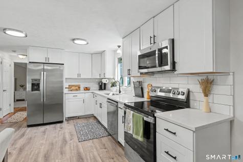 26 Glenwood Street Enfield CT 06082