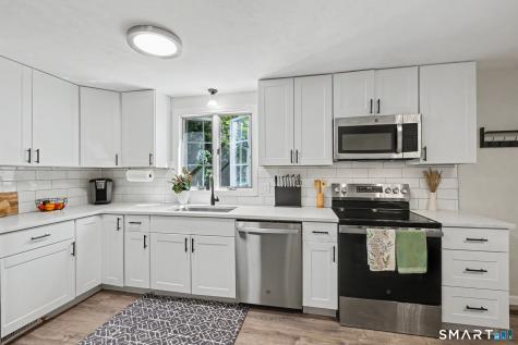 26 Glenwood Street Enfield CT 06082