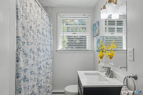 26 Glenwood Street Enfield CT 06082