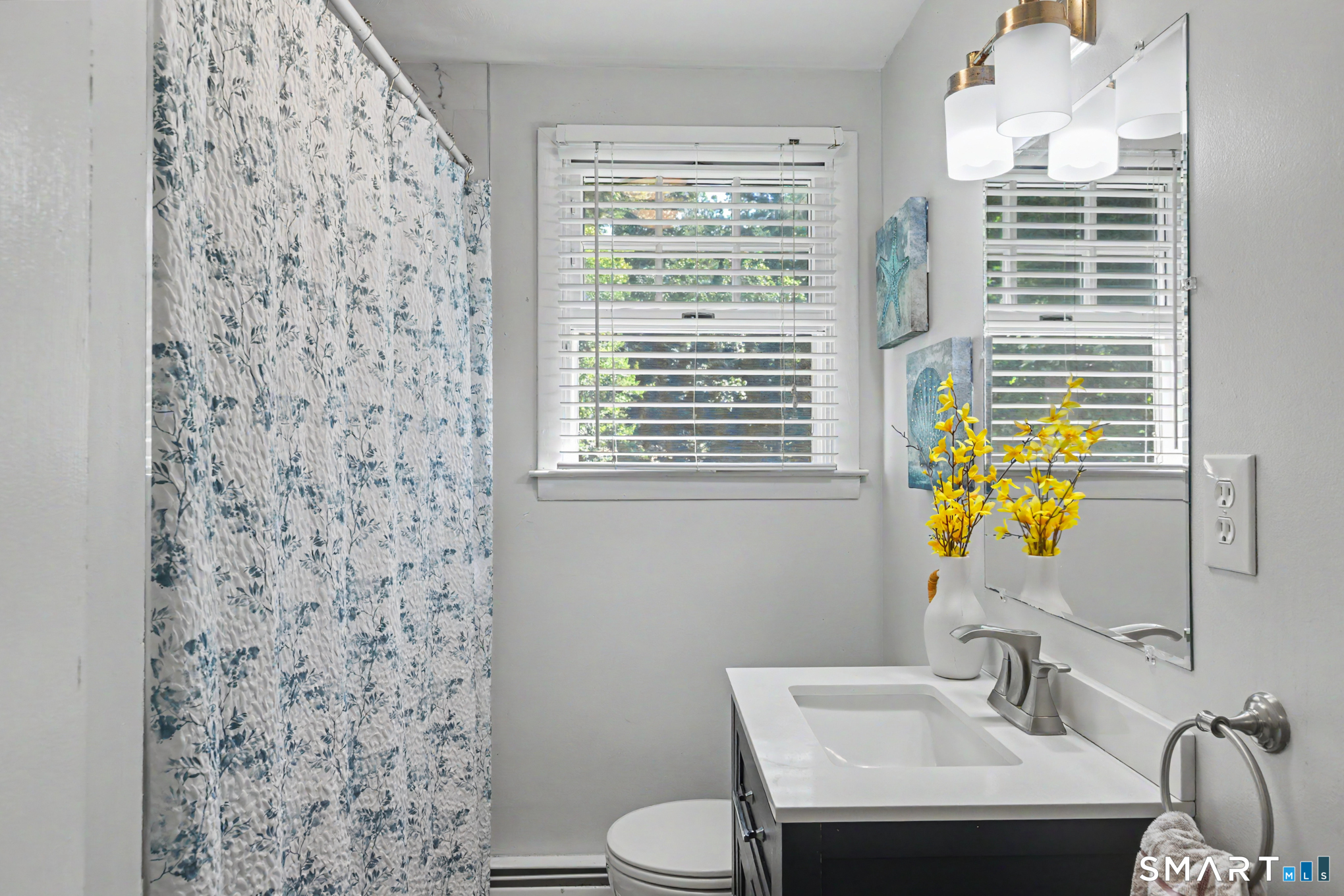 26 Glenwood Street Enfield CT 06082