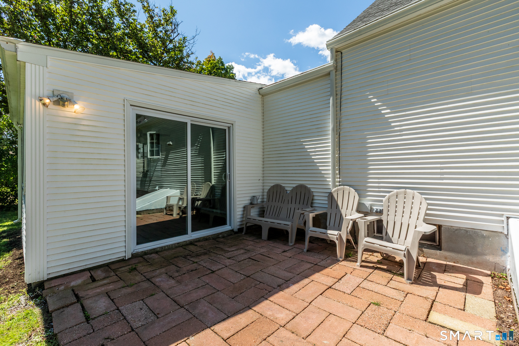 26 Glenwood Street Enfield CT 06082